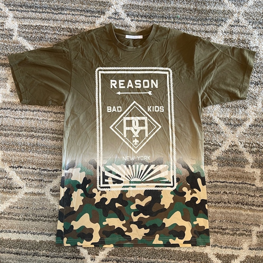 Reason Men's Green Camouflage T-Shirt